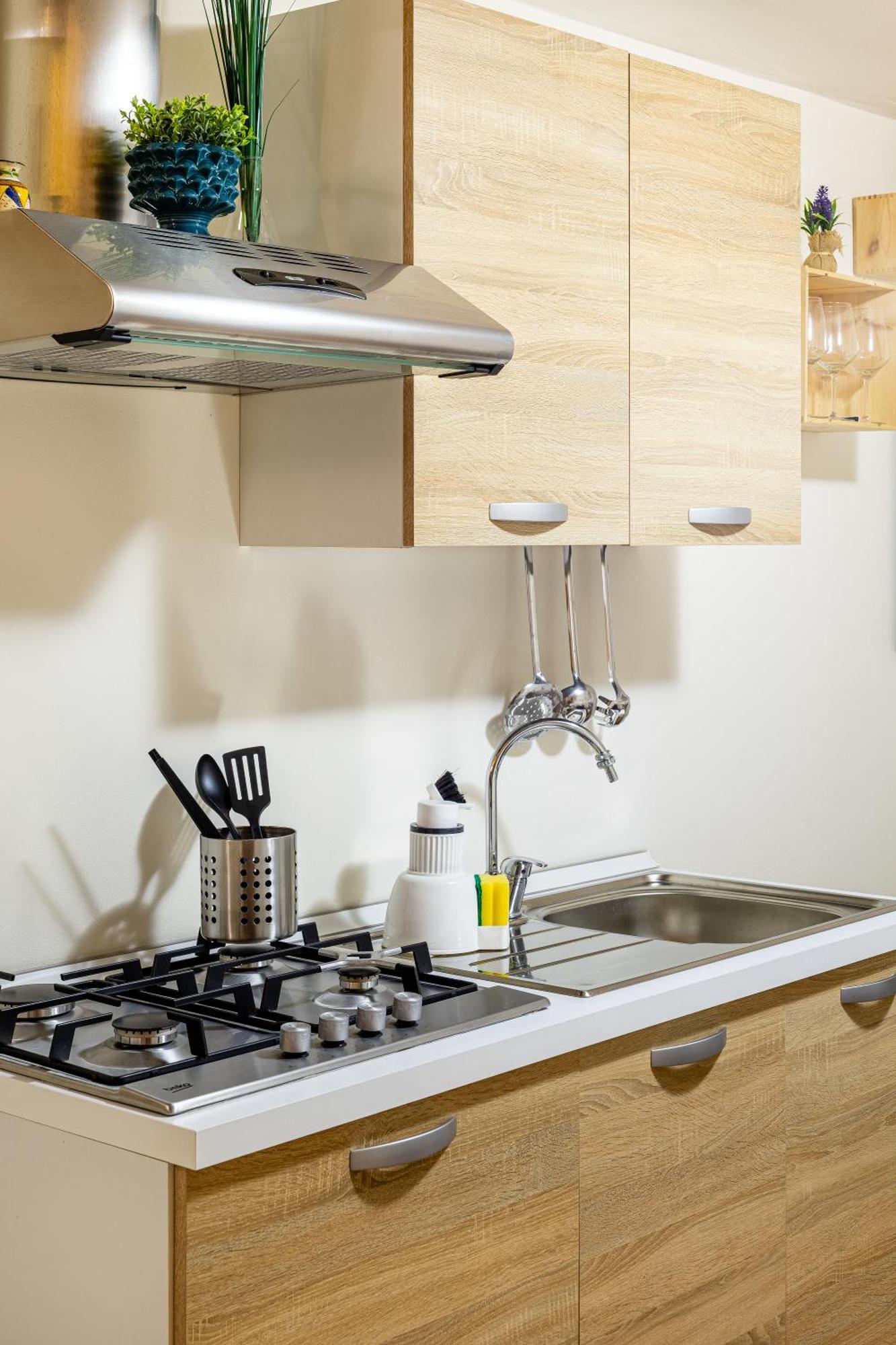 Carmine House Apartment Монреале Екстериор снимка